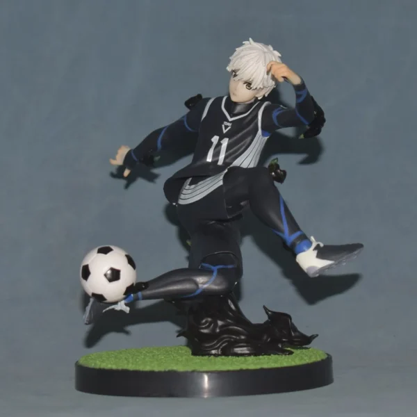 12CM Anime Gekijouban Blue Lock Episode Nagi Nagi Seishirou Figure Football Animation Toy Model Gift Collection PVC - Image 6