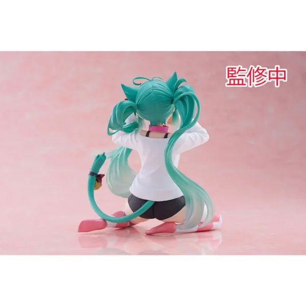 13CM Anime Hatsune Miku Figure Cat Ear Long Sleeve Shirt Kneeling Animation Model Toy Gift Collection Decorative Ornaments PVC - Image 6